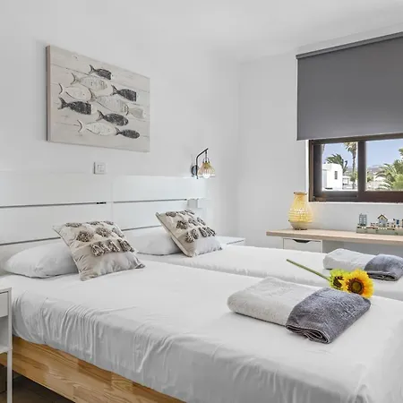 Hola Arnage Pool View Apartament Puerto del Carmen (Lanzarote)