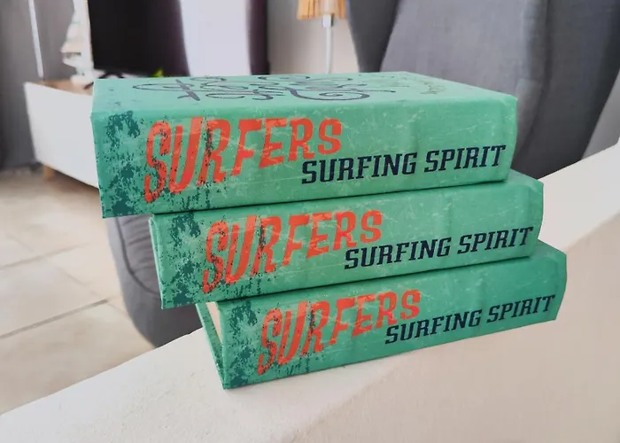 Hola Arnage Pool View