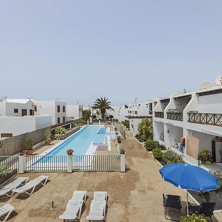 Hola Arnage Pool View * Puerto del Carmen (Lanzarote)